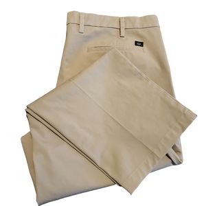 Dockers Pants Size 46 x 32